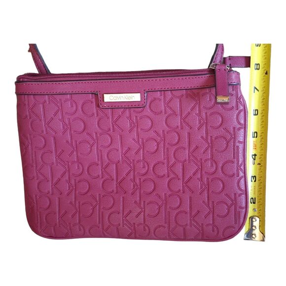 Calvin Klein Purple Crossbody Bag Purse Excellent - Picture 8 of 12